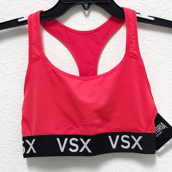 Victoria Sport Bra, size small petite, red - Picture 1 of 4